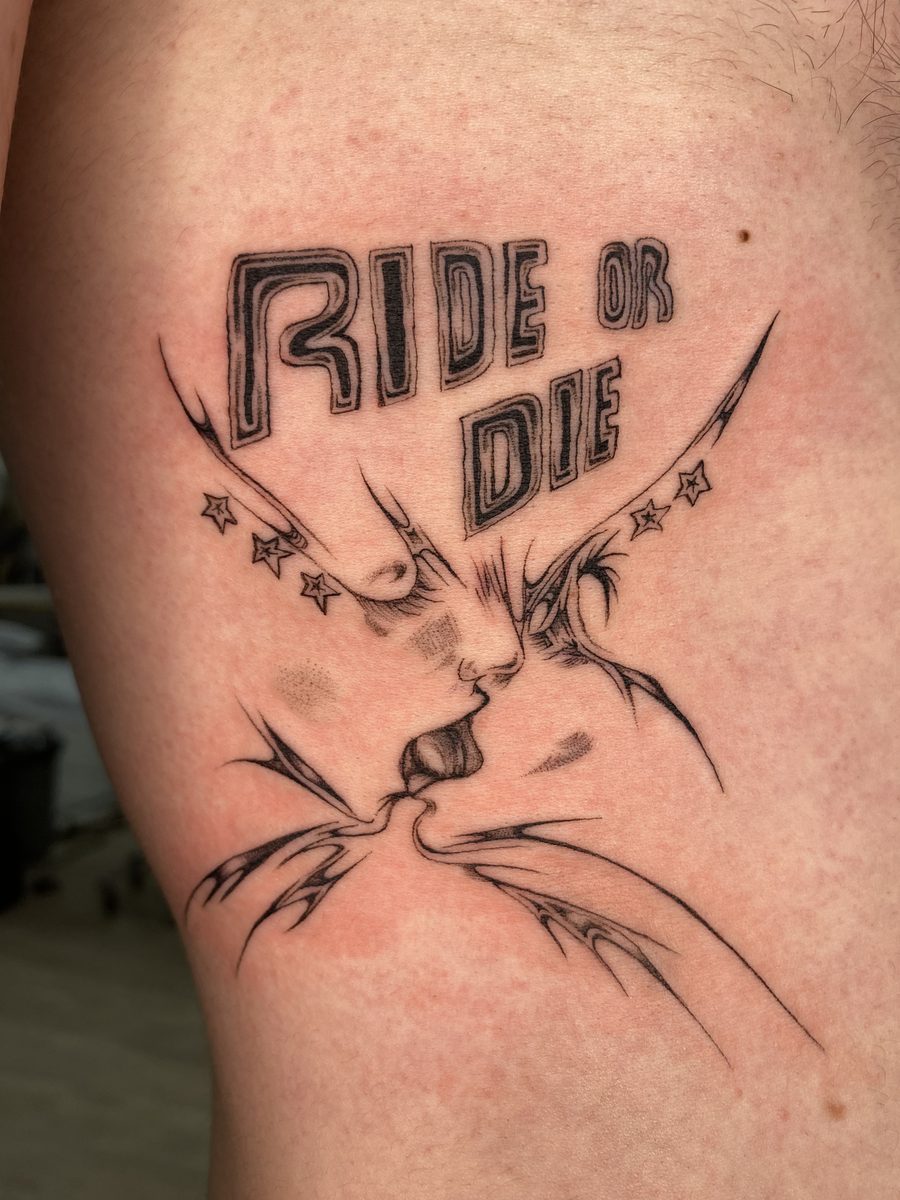 Tattoo by Izzy Antonievich